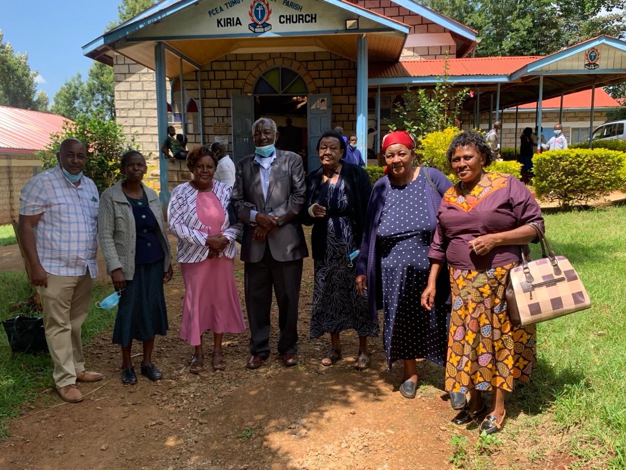 Family church group